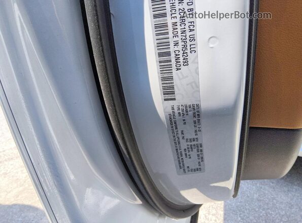 2C4RC1N73PR542493 2023 CHRYSLER PACIFICA Белый Вид наклейки с VIN-кодом