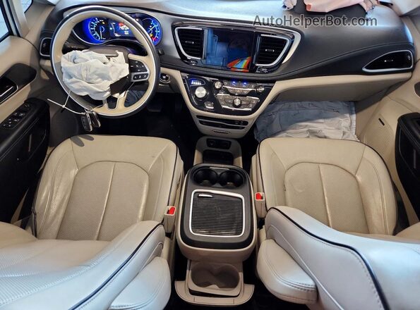 2C4RC1N77JR159177 2018 CHRYSLER PACIFICA White Առջևի վահանակի տեսք