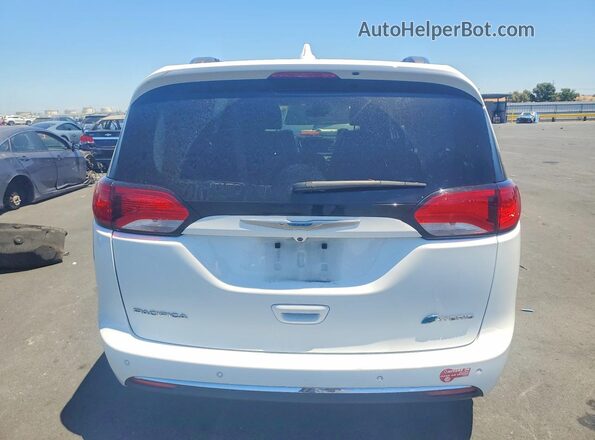 2C4RC1N77JR248294 2018 CHRYSLER PACIFICA White Rear view