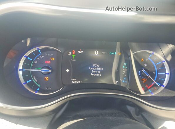 2C4RC1N77JR248294 2018 CHRYSLER PACIFICA White Instrument cluster view