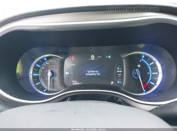 2C4RC1N77JR339663 2018 CHRYSLER PACIFICA Gray უკანა სავარძლების ხედი
