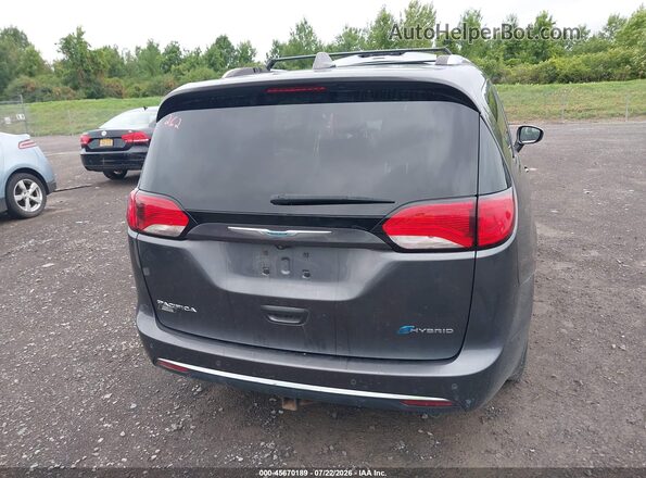2C4RC1N77JR339663 2018 CHRYSLER PACIFICA Gray 