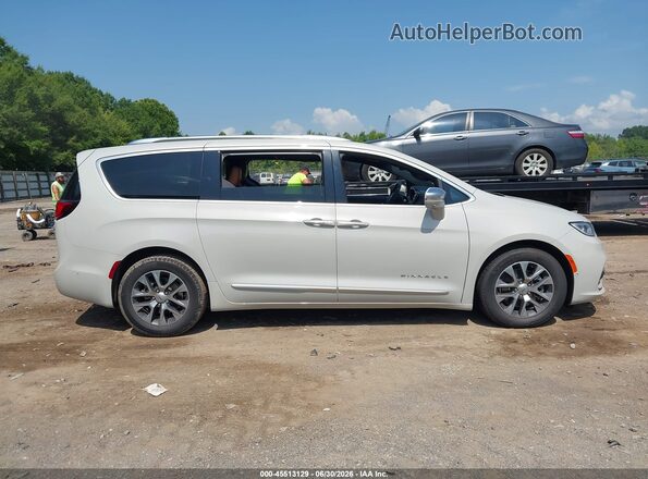 2C4RC1N77MR529323 2021 CHRYSLER PACIFICA Белый Вид задней части салона