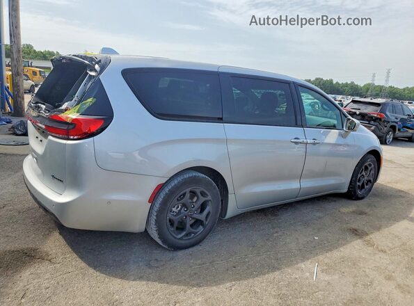 2C4RC1S73NR210846 2022 CHRYSLER PACIFICA Silver Задня права чверть