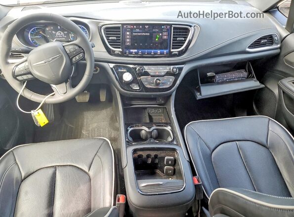 2C4RC1S73NR210846 2022 CHRYSLER PACIFICA Silver Вид панелі приладів