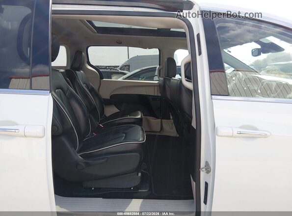 2C4RC1S74PR592386 2023 CHRYSLER PACIFICA White VIN კოდის სტიკერის ხედი