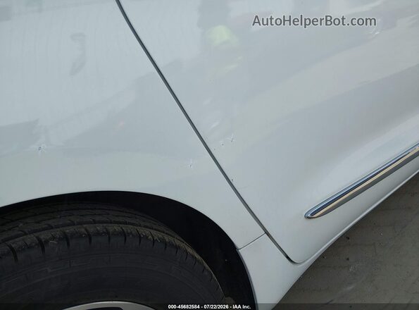 2C4RC1S74PR592386 2023 CHRYSLER PACIFICA White 