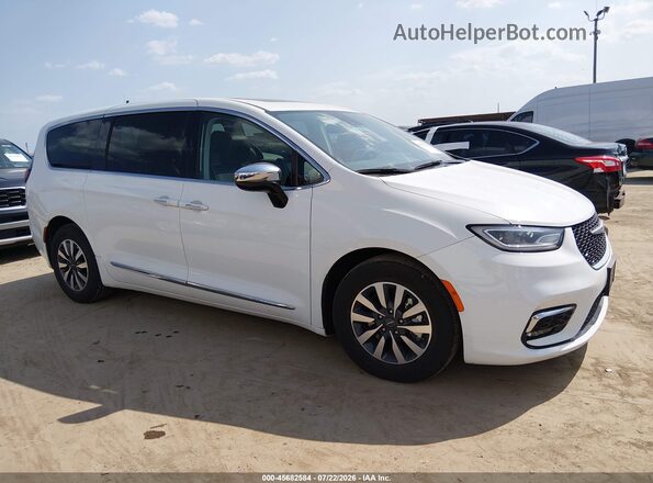 2C4RC1S74PR592386 2023 CHRYSLER PACIFICA White უკანა სალონის ხედი