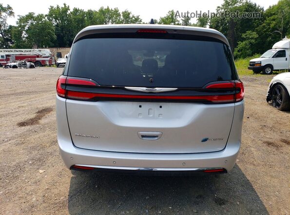 2C4RC1S76RR141544 2024 CHRYSLER PACIFICA Серебряный Вид сзади