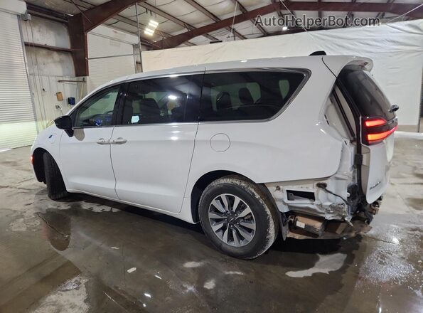 2C4RC1S79RR103886 2024 CHRYSLER PACIFICA White 