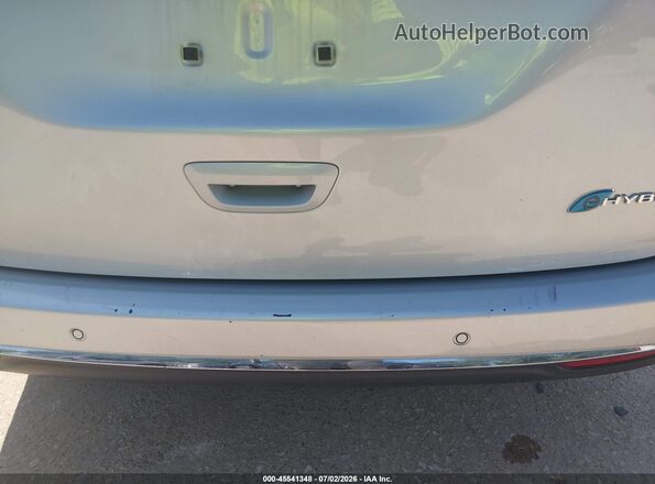 2C4RC1S79RR147483 2024 CHRYSLER PACIFICA Silver Widok z przodu