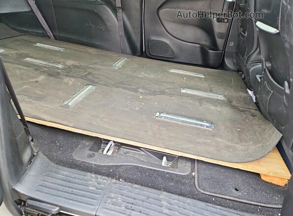 2C4RC1S7XMR568850 2021 CHRYSLER PACIFICA Белый Вид задней части салона
