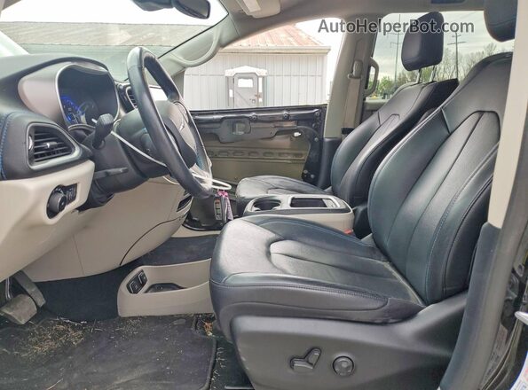 2C4RC3BG6MR514764 2021 CHRYSLER PACIFICA Black Սալոնի դիմացի տեսք