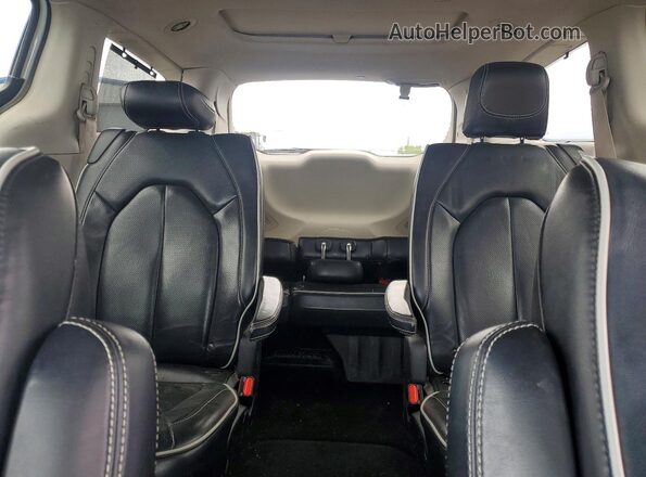 2C4RC3GG0MR536803 2021 CHRYSLER PACIFICA White უკანა სავარძლების ხედი