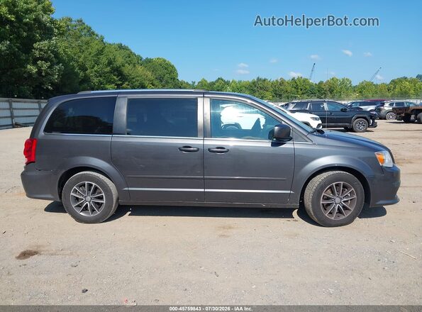2C4RDGCG0HR716136 2017 DODGE GRAND CARAVAN Black Rear interior view