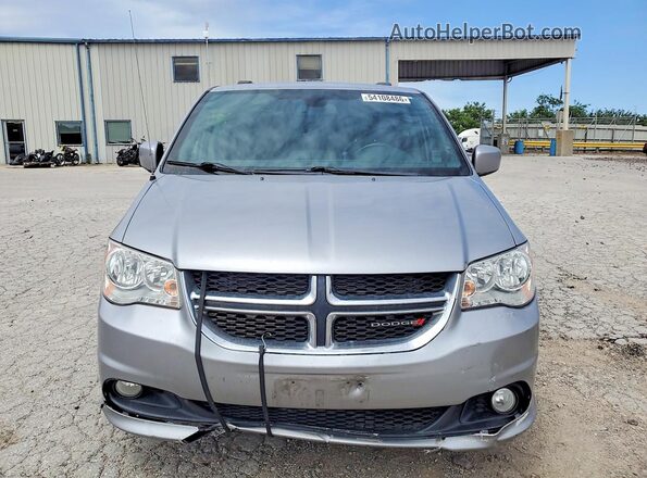 2C4RDGCG0JR302232 2018 DODGE GRAND Silver Widok z przodu