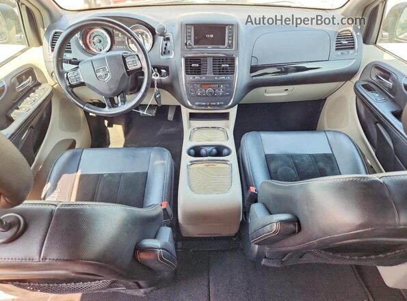 2C4RDGCG1HR731003 2017 DODGE GRAND Blue Вид панелі приладів