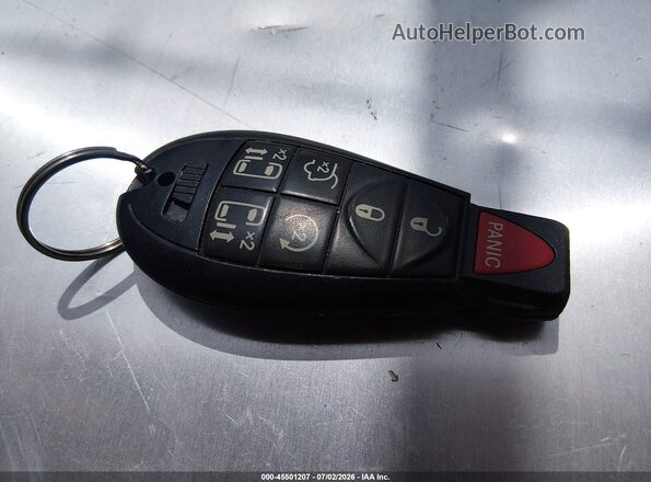 2C4RDGCG1HR807478 2017 DODGE GRAND CARAVAN Red Առջևի վահանակի տեսք