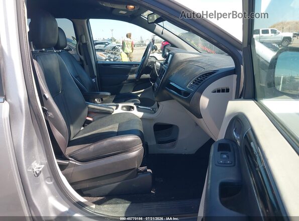 2C4RDGCG1KR718498 2019 DODGE GRAND CARAVAN Gray წინა სალონის ხედი