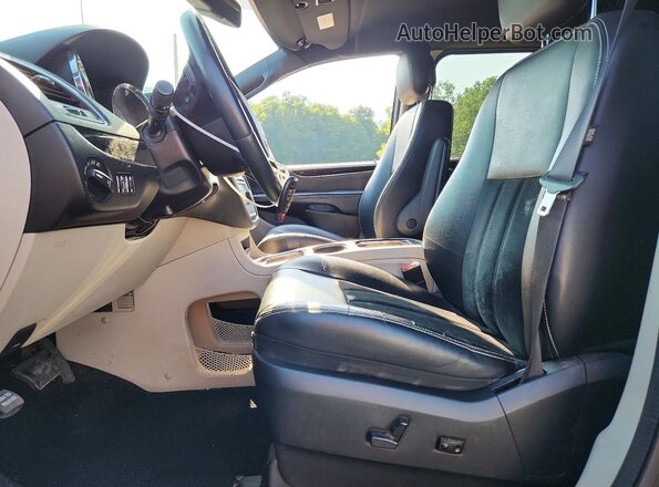 2C4RDGCG2GR363977 2016 DODGE GRAND Gray Front interior view