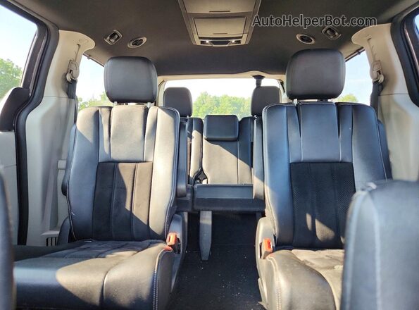 2C4RDGCG2GR363977 2016 DODGE GRAND Gray Rear seats view