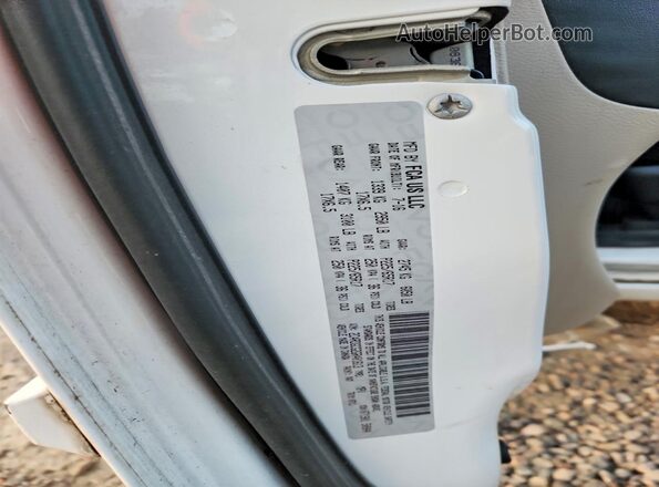 2C4RDGCG2GR401613 2016 DODGE GRAND White VIN sticker view