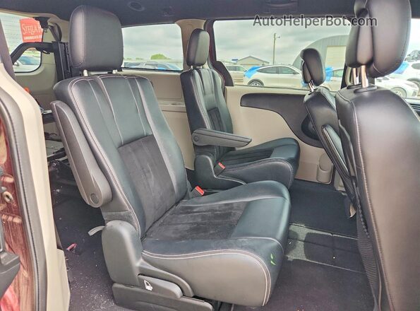 2C4RDGCG2HR724531 2017 DODGE GRAND Red Вид задньої частини салону