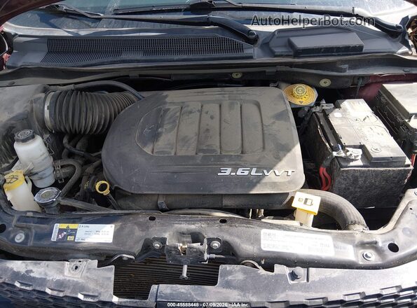 2C4RDGCG2JR140135 2018 DODGE GRAND CARAVAN Maroon Вид ззаду