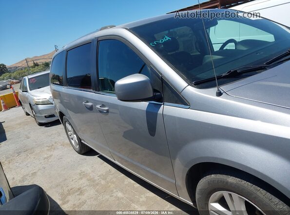 2C4RDGCG2JR241532 2018 DODGE GRAND CARAVAN Серебряный Вид задней части салона
