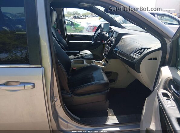 2C4RDGCG3JR241488 2018 DODGE GRAND CARAVAN Silver Սալոնի դիմացի տեսք