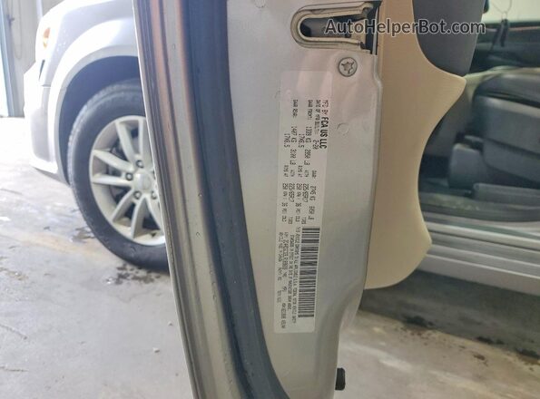 2C4RDGCG3LR189699 2020 DODGE GRAND Silver VIN sticker view