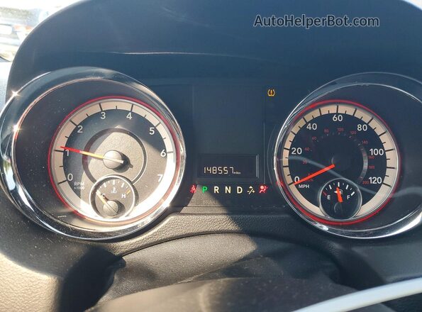 2C4RDGCG4GR108568 2016 DODGE GRAND Gray ხელსაწყოთა პანელის ხედი