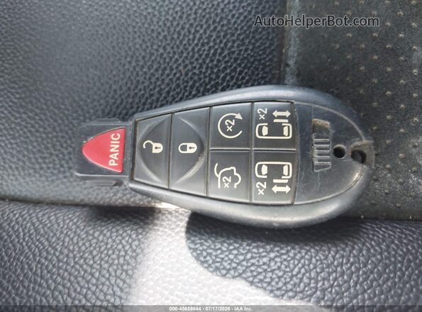 2C4RDGCG4HR585907 2017 DODGE GRAND CARAVAN Black Dashboard view