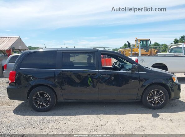 2C4RDGCG4HR585907 2017 DODGE GRAND CARAVAN Black 360 interior view
