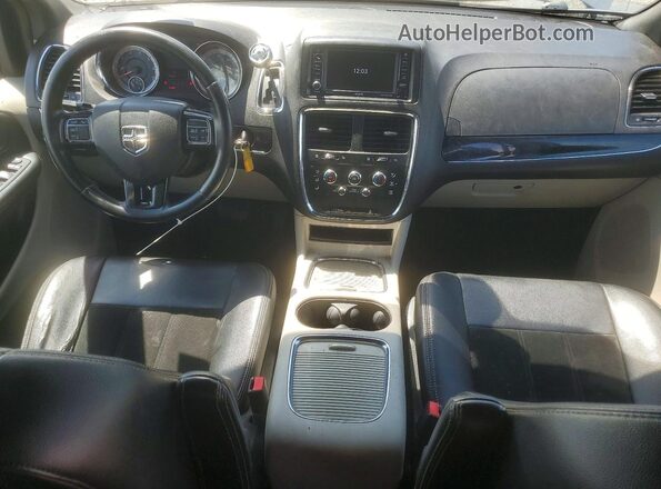 2C4RDGCG4JR299738 2018 DODGE GRAND Серебряный Вид панели приборов