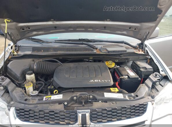 2C4RDGCG4JR359792 2018 DODGE GRAND CARAVAN Silver Vista trasera