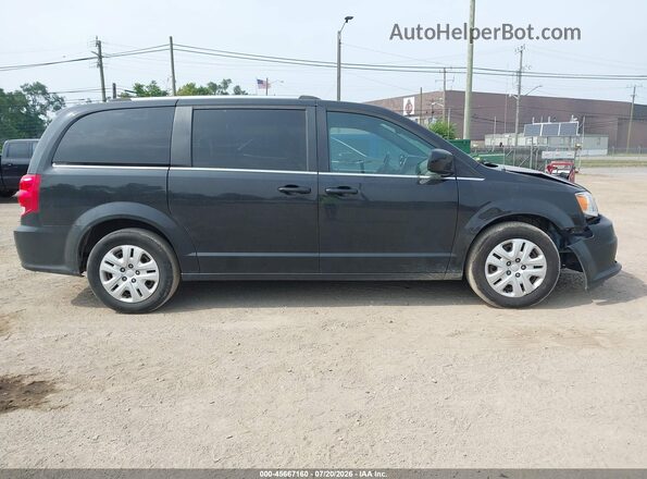 2C4RDGCG5JR241735 2018 DODGE GRAND CARAVAN Gray უკანა სალონის ხედი