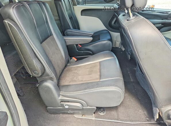 2C4RDGCG5KR521298 2019 DODGE GRAND Белый Вид задней части салона