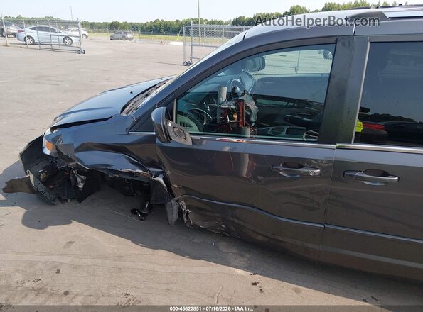 2C4RDGCG6HR599680 2017 DODGE GRAND CARAVAN Gray Vista frontal
