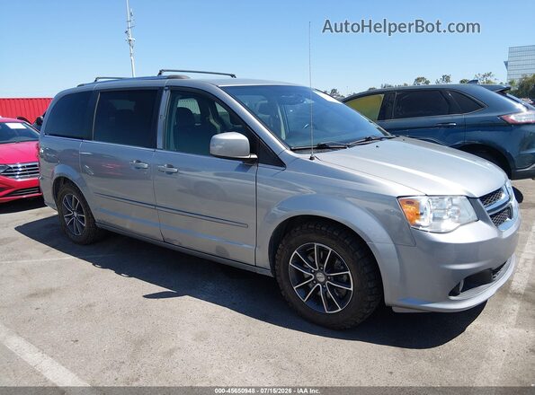 2C4RDGCG6HR603937 2017 DODGE GRAND CARAVAN Silver Rear interior view