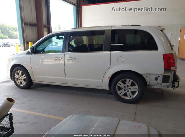 2C4RDGCG6KR770645 2019 DODGE GRAND CARAVAN White 360 interior view