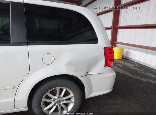 2C4RDGCG7GR225481 2016 DODGE GRAND CARAVAN White Widok z przodu