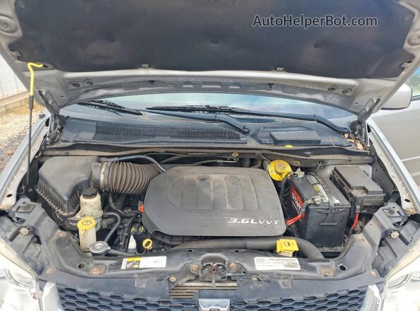 2C4RDGCG7GR371539 2016 DODGE GRAND Silver Engine compartment view