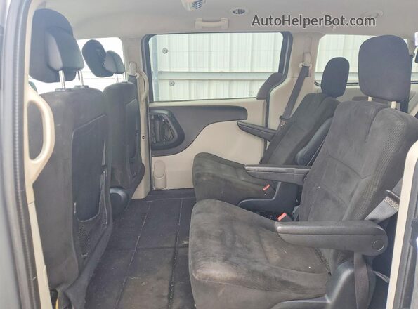 2C4RDGCG7GR371539 2016 DODGE GRAND Silver Rear interior view