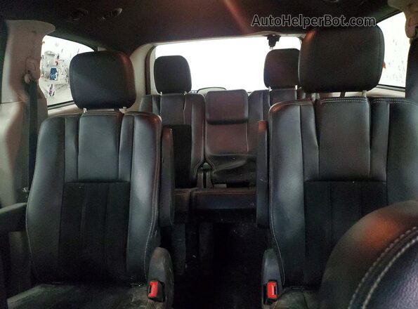 2C4RDGCG7HR545577 2017 DODGE GRAND Gray Rear seats view