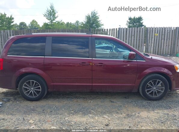 2C4RDGCG7HR696256 2017 DODGE GRAND CARAVAN Burgundy Rear interior view