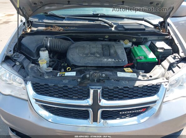 2C4RDGCG7HR709829 2017 DODGE GRAND CARAVAN Gray Rear view