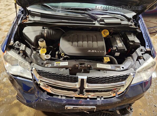 2C4RDGCG7HR735699 2017 DODGE GRAND Blue Vista del compartimento del motor