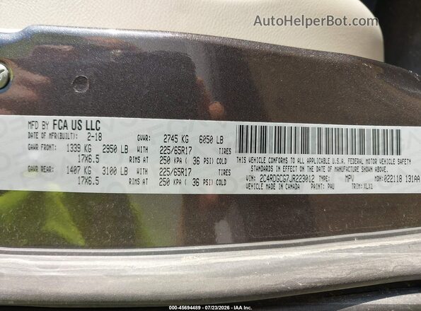 2C4RDGCG7JR223012 2018 DODGE GRAND CARAVAN Gray Vista del compartimento del motor