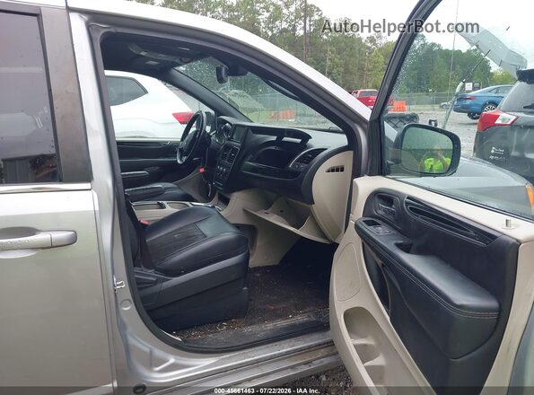 2C4RDGCG7LR179919 2020 DODGE GRAND CARAVAN Gray Вид салону спереду